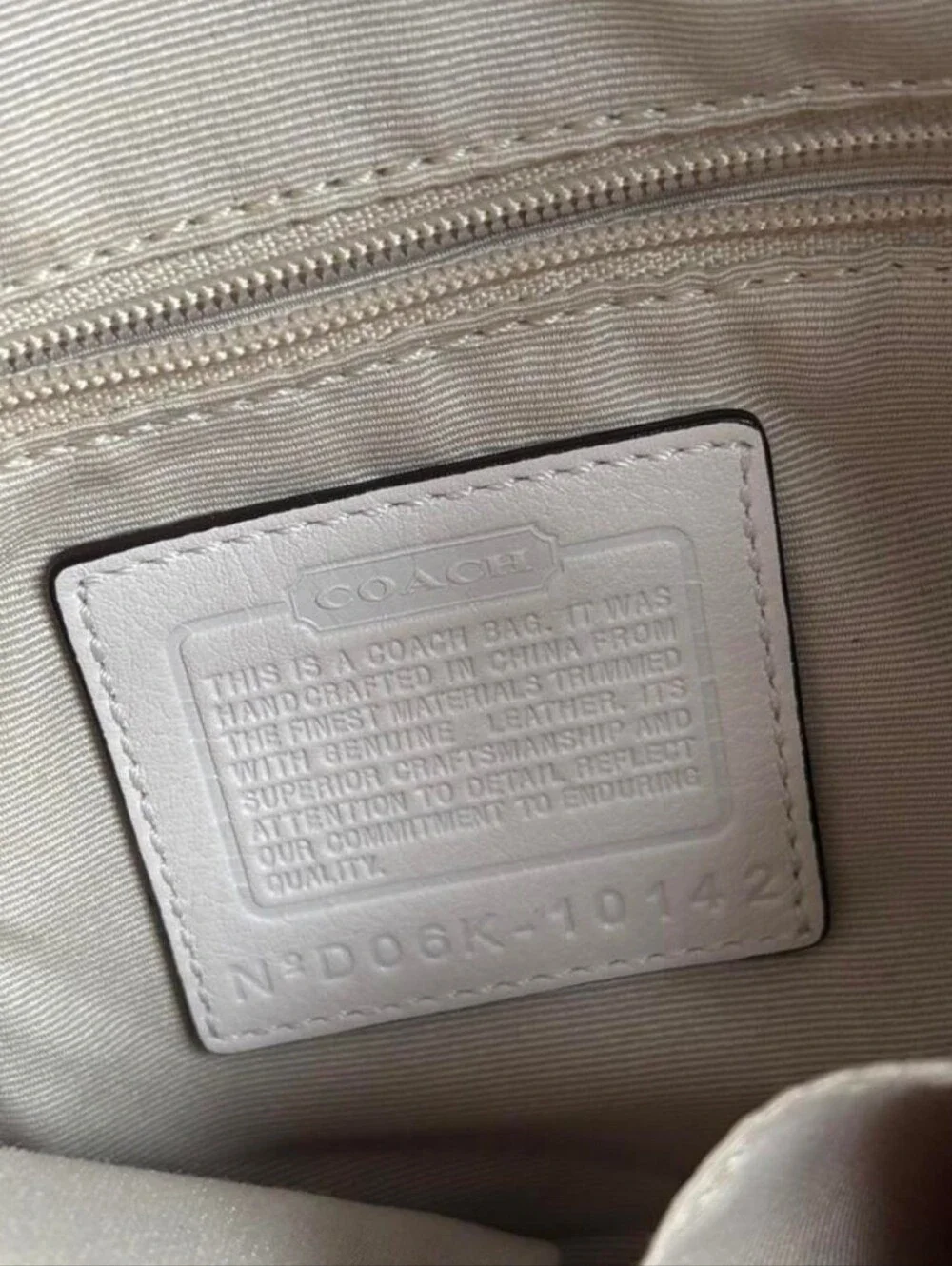Coach Chelsea Optic Signature Ivory/Beige Shoulder Bag